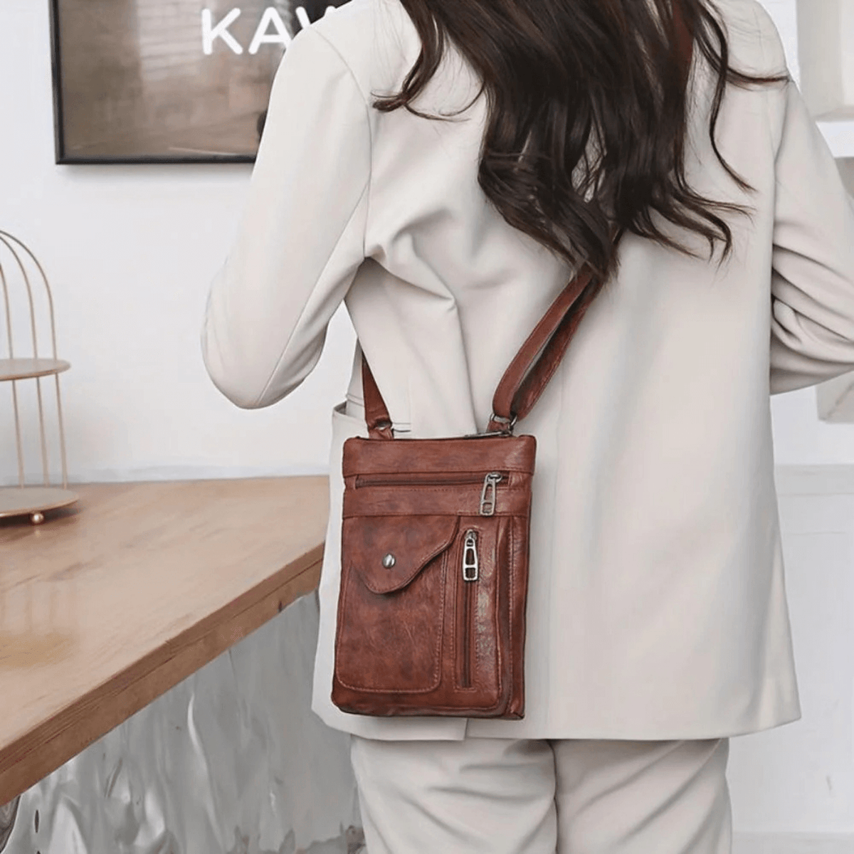 Elena Crossbody, photo 3
